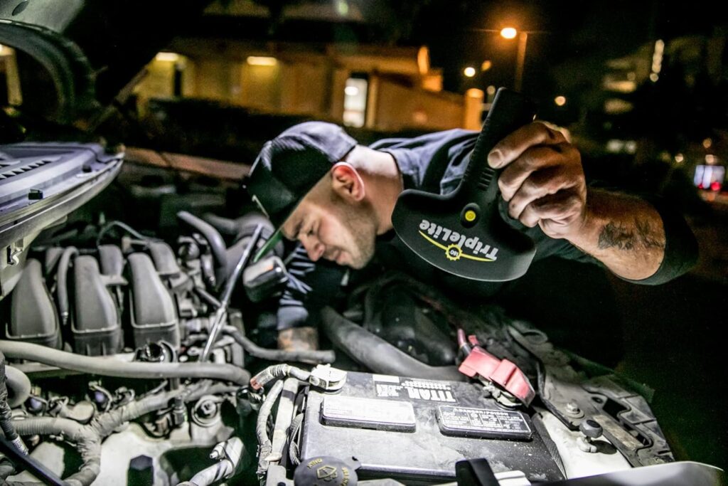 Looking for a powerful triple light flashlight? The TripleLite TL800 offers a 180° wide beam, 800 lumens, 3 modes, and water resistance. Batteries included